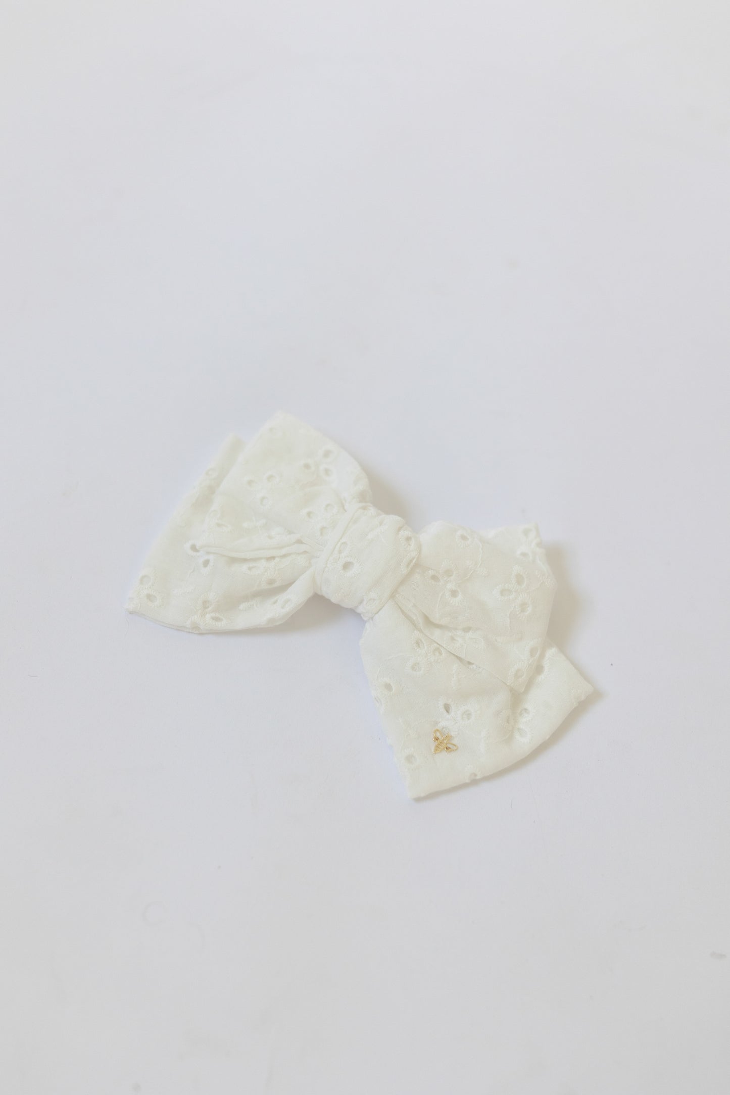 Eyelet Bow-White - Honeybee's Louisiana Local Threads