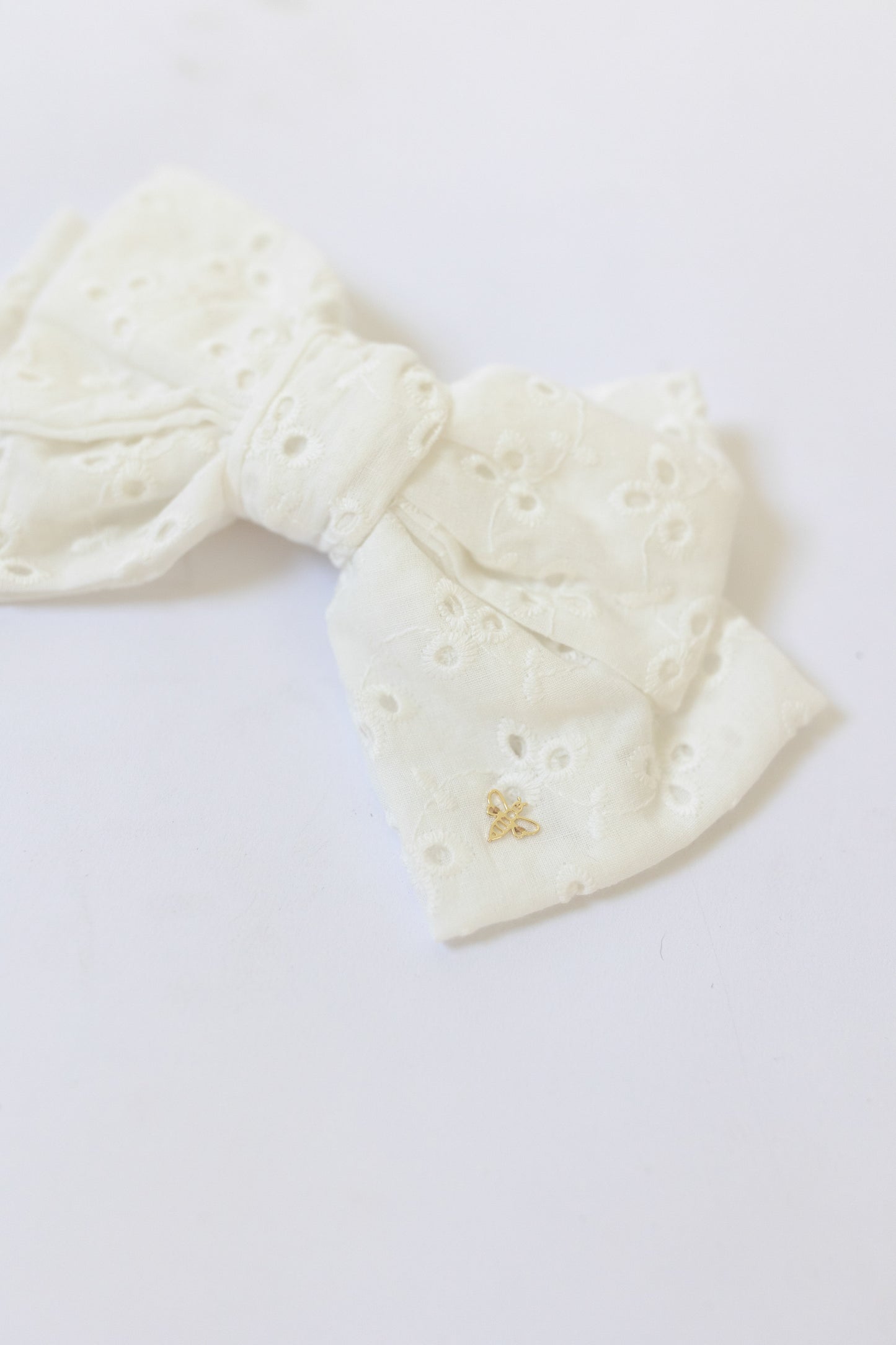Eyelet Bow-White - Honeybee's Louisiana Local Threads