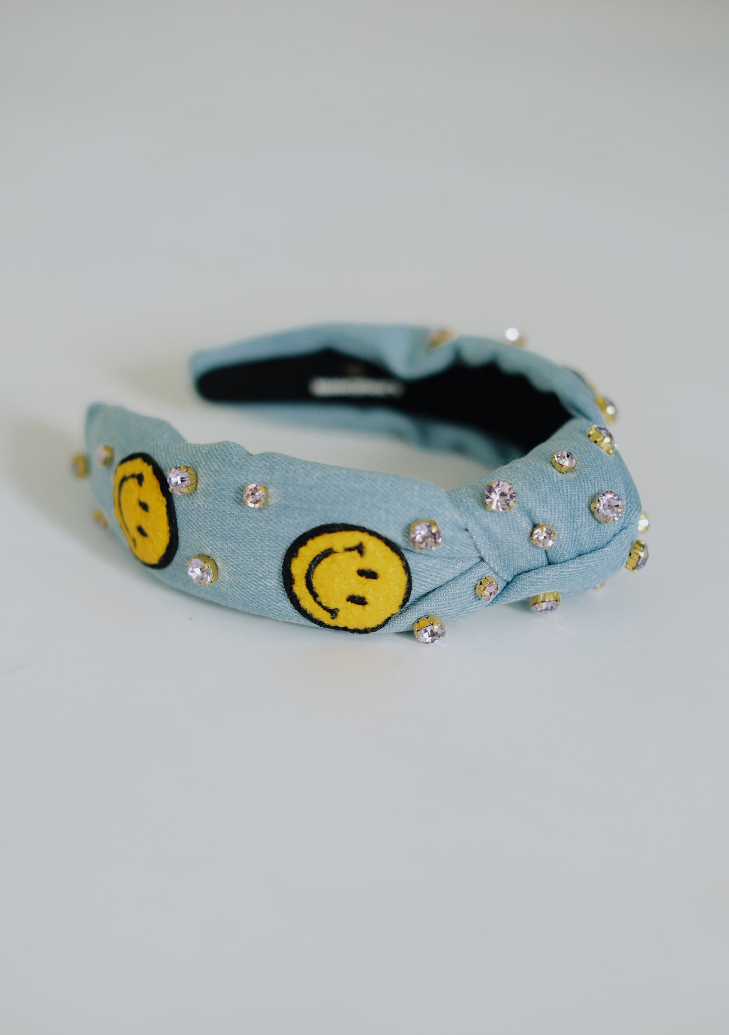 All Smilez - Honeybee's Louisiana Local Threads